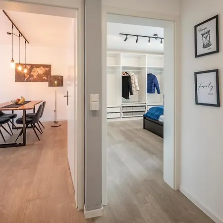 Flair: Stylisches - Netflix - Basf - Uni Mannheim