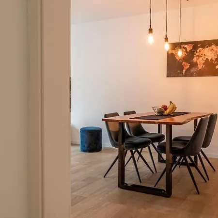 Flair: Stylisches - Netflix - Basf - Uni Mannheim Apartment *