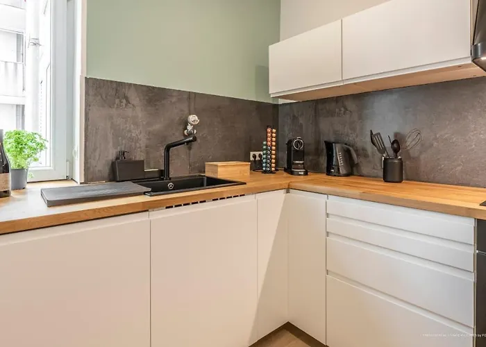 Flair: Stylisches - Netflix - Basf - Uni Mannheim * Ludwigshafen