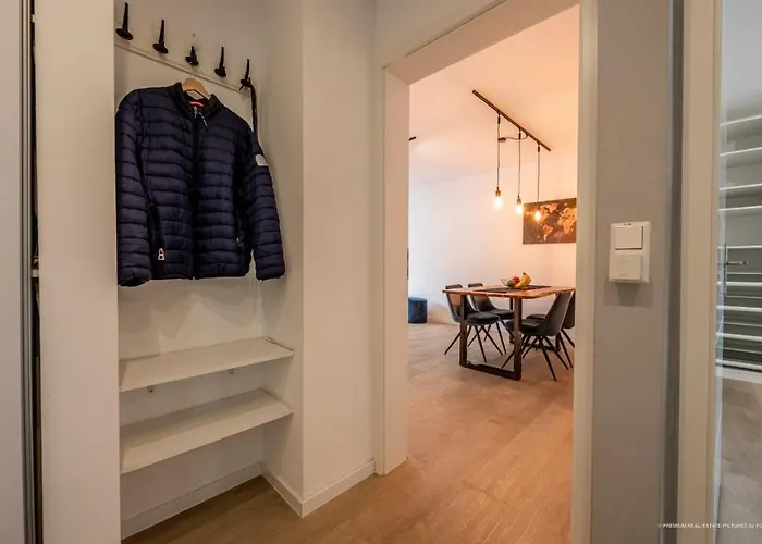 Flair: Stylisches - Netflix - Basf - Uni Mannheim * Ludwigshafen