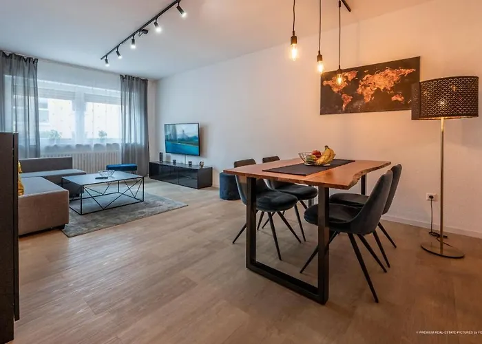 Flair: Stylisches - Netflix - Basf - Uni Mannheim Appartement