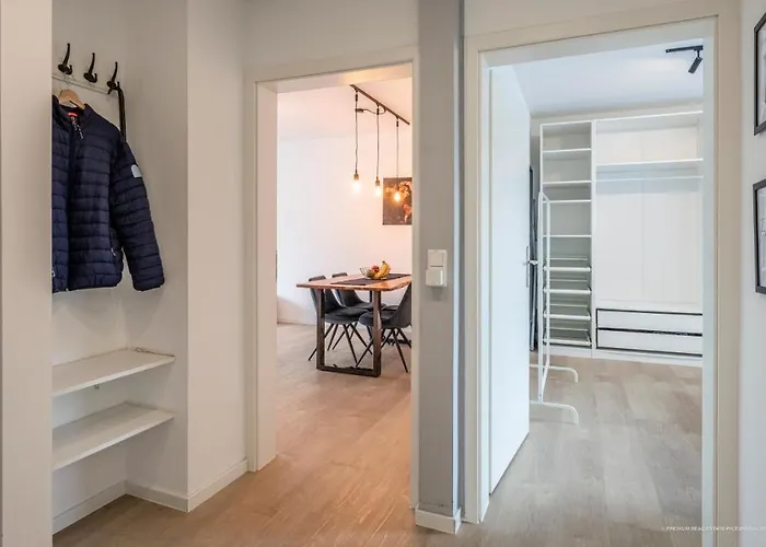 Flair: Stylisches - Netflix - Basf - Uni Mannheim Ludwigshafen