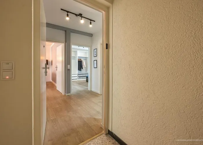 Flair: Stylisches - Netflix - Basf - Uni Mannheim